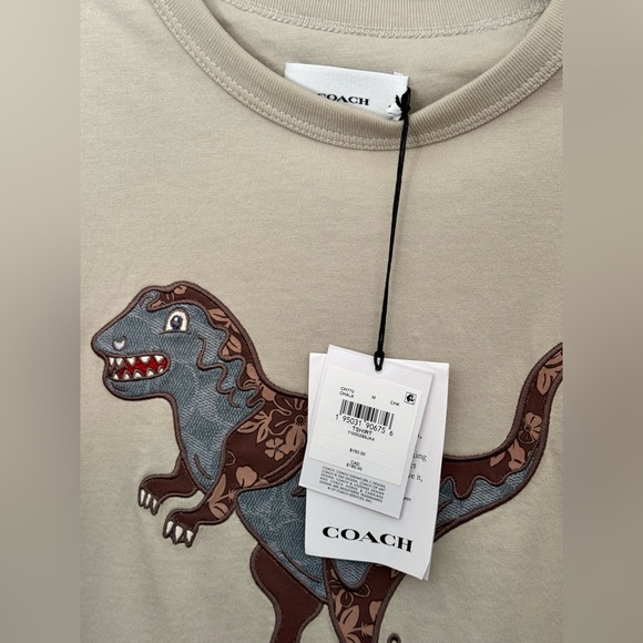 Coach T Shirt - Picture 4 of 7